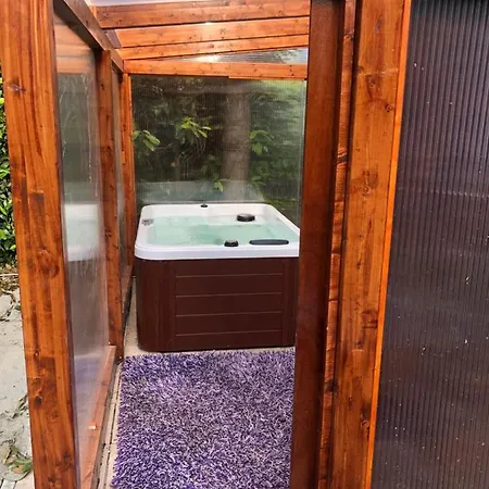 Couette-café Leamorine White House