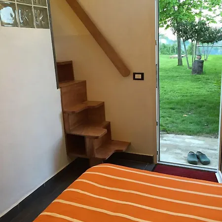 Leamorine White House Couette-café 3*