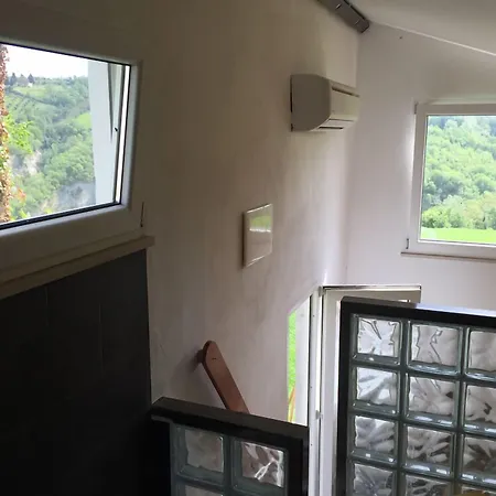 Leamorine White House Couette-café