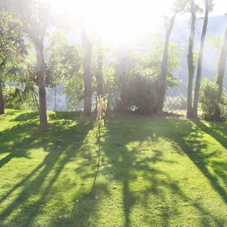 Leamorine White House 3*