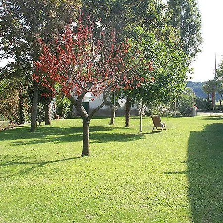 Couette-café Leamorine White House 3*