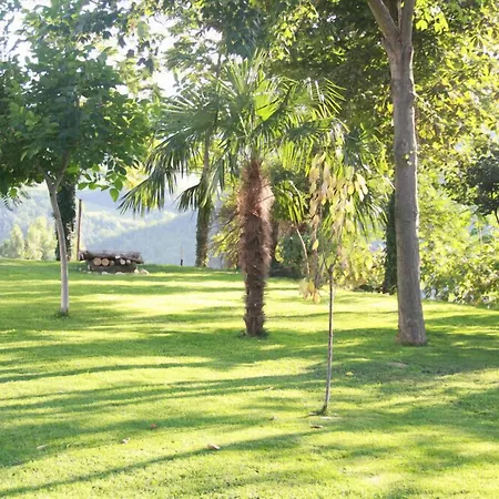 Leamorine White House 3* Predappio