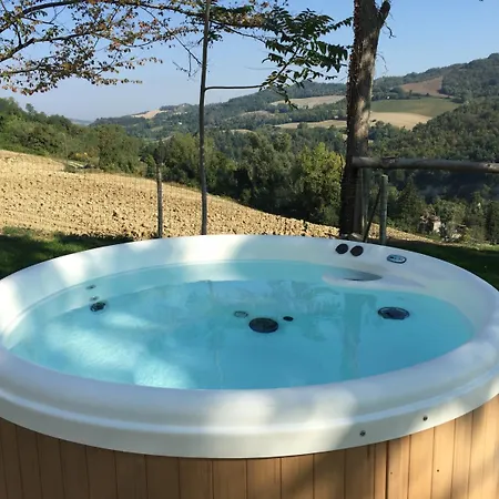 Leamorine White House Predappio