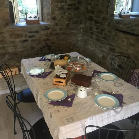 Couette-café Leamorine White House