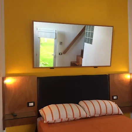 Alojamento de Acomodação e Pequeno-almoço Leamorine White House