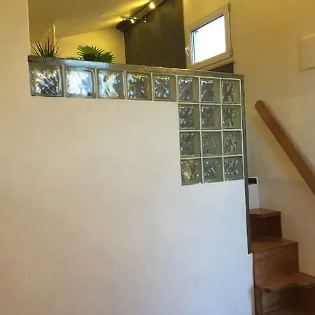 Alojamento de Acomodação e Pequeno-almoço Leamorine White House 3*