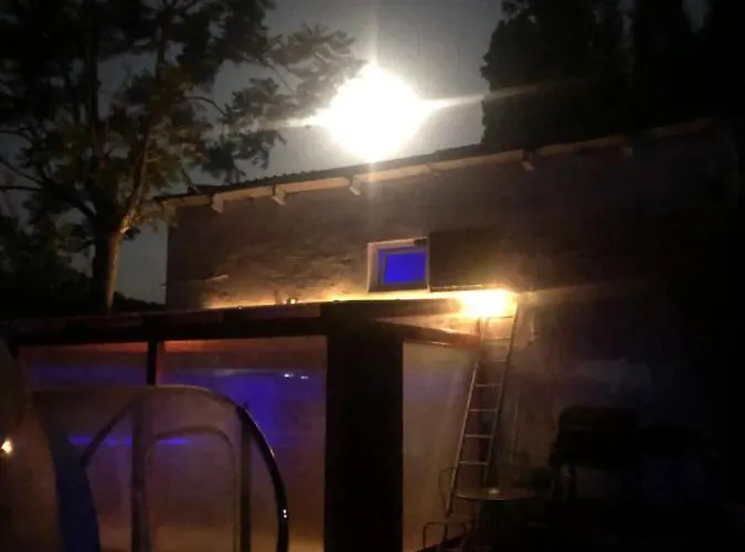 Leamorine White House Bed & Breakfast 3*