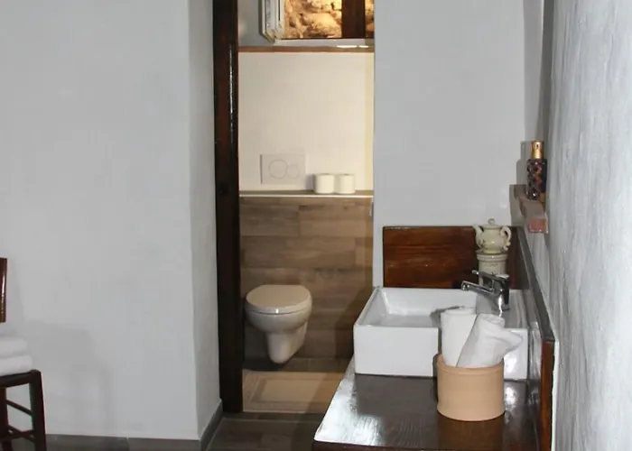 Leamorine White House Bed & Breakfast Predappio