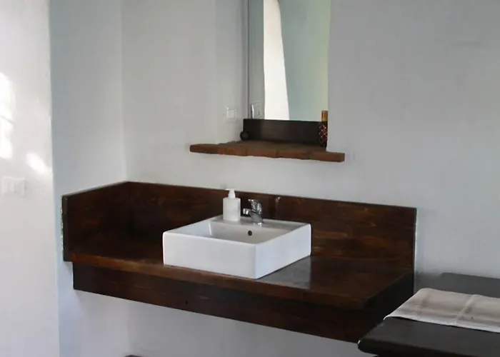 Bed & Breakfast Leamorine White House