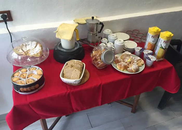 Leamorine White House Predappio