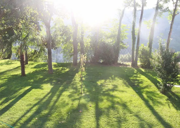 Leamorine White House 3*