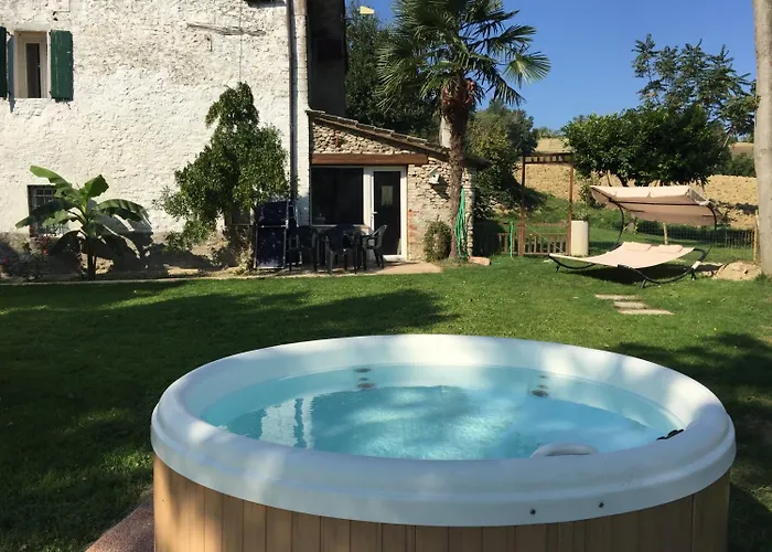 Leamorine White House Bed & Breakfast Predappio