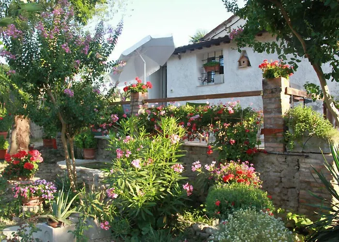 Leamorine White House Bed & Breakfast Predappio