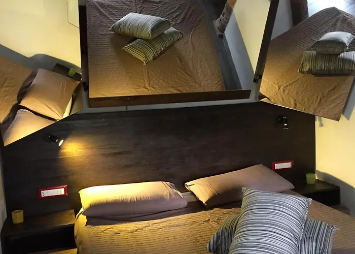 Leamorine White House 3*