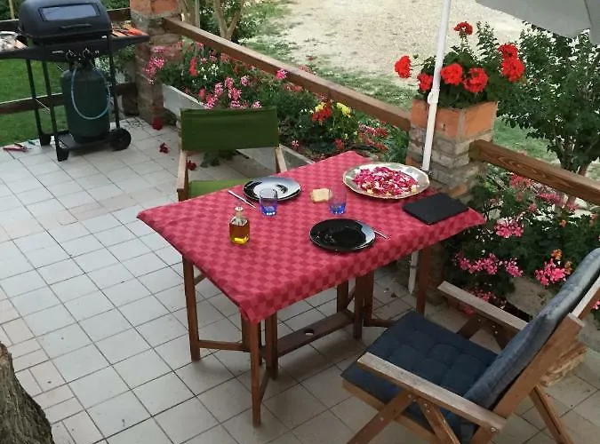 Leamorine White House Bed & Breakfast 3*