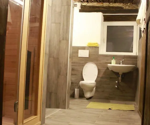 Frühstückspension Leamorine White House Predappio